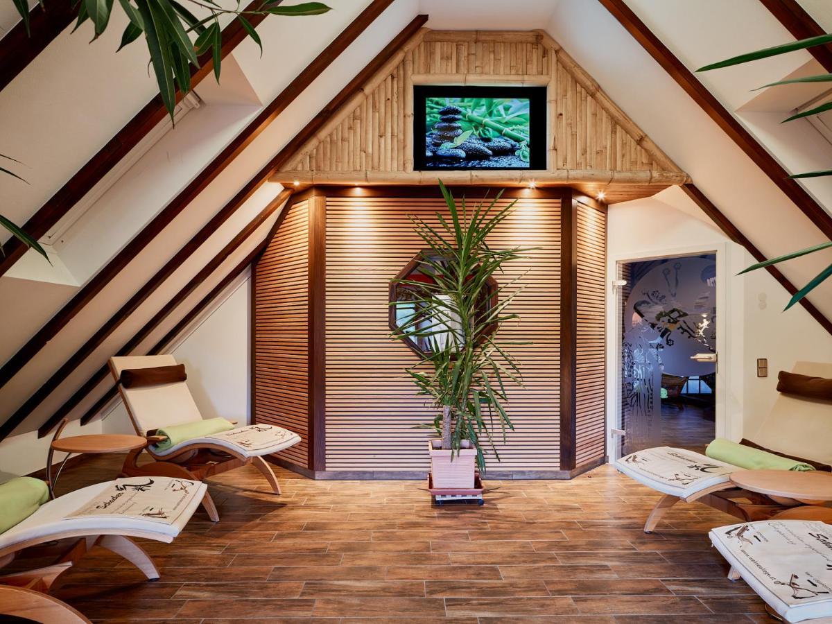 Hotel Garni Cafe Schacher Oberwolfach ภายนอก รูปภาพ