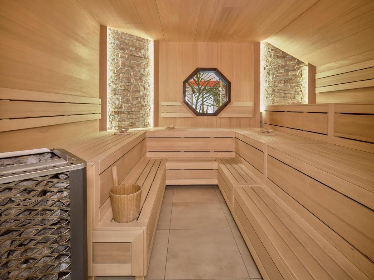 Hotel Garni Cafe Schacher Oberwolfach ภายนอก รูปภาพ
