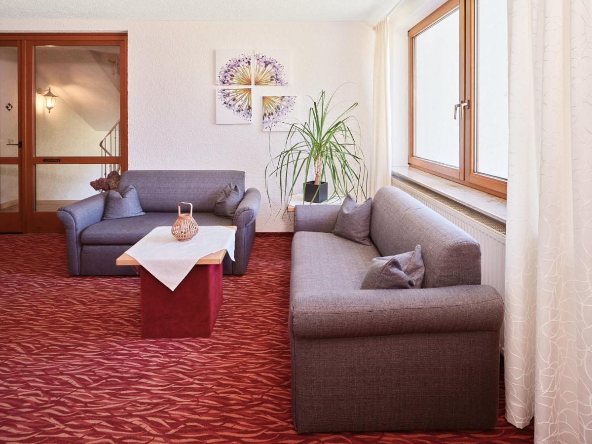Hotel Garni Cafe Schacher Oberwolfach ภายนอก รูปภาพ
