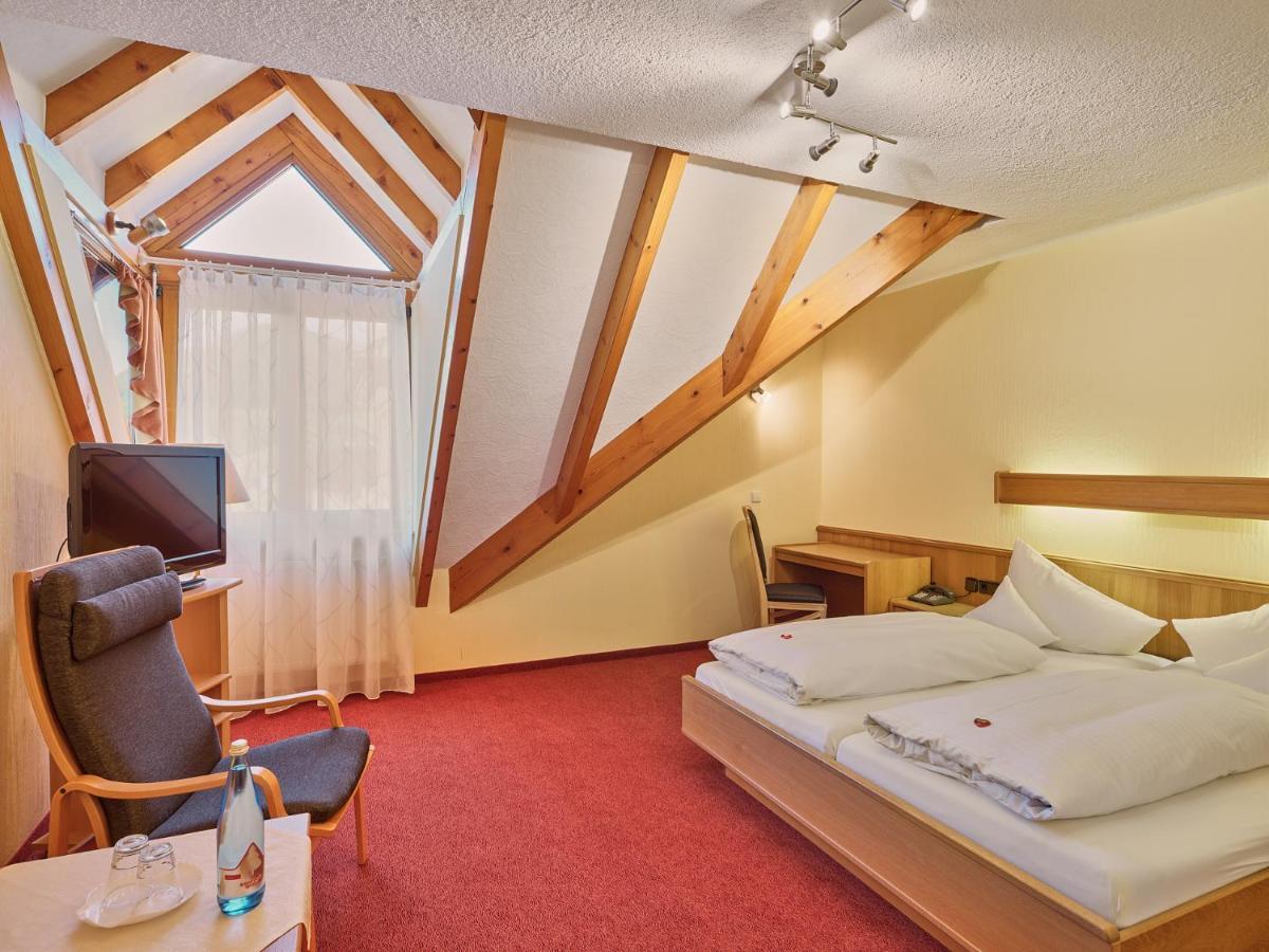 Hotel Garni Cafe Schacher Oberwolfach ภายนอก รูปภาพ