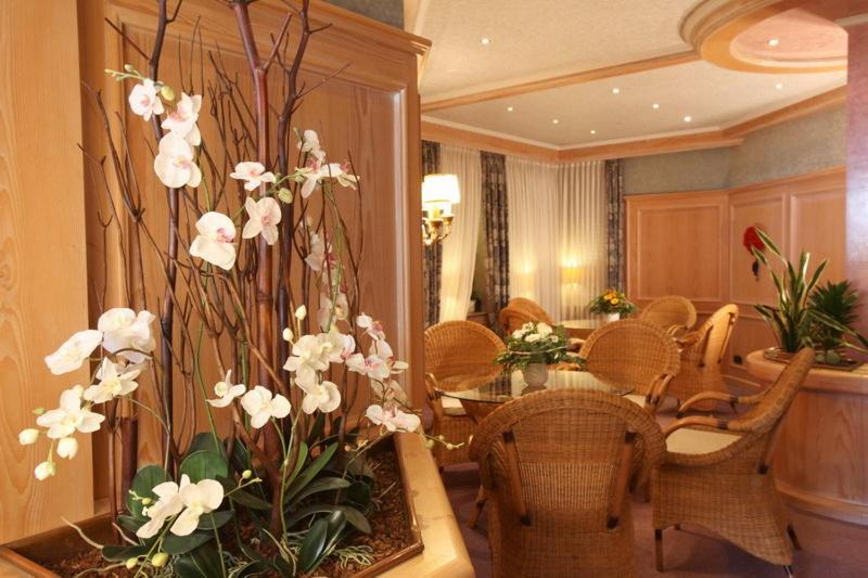 Hotel Garni Cafe Schacher Oberwolfach ภายนอก รูปภาพ